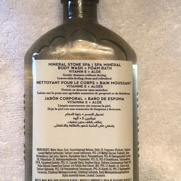 Bath & Body Works Aromatherapy body wash/foaming bath, Mineral Stone Spa - Picture 2 of 2